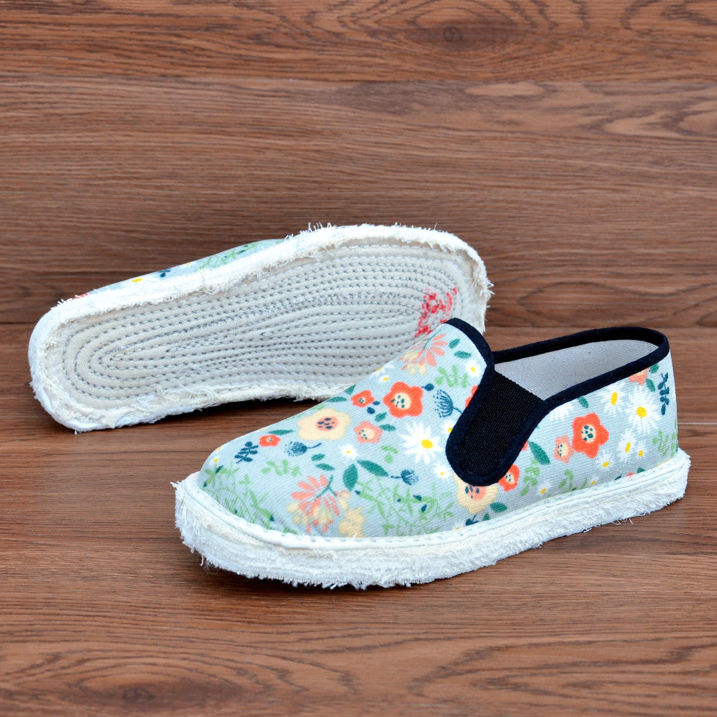 Handmade Cotton Slip-On Shoes – Lightweight, Breathable, Comfortable Daily Flat